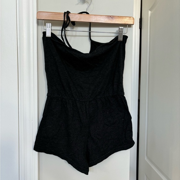 TNA One piece - Picture 4 of 6